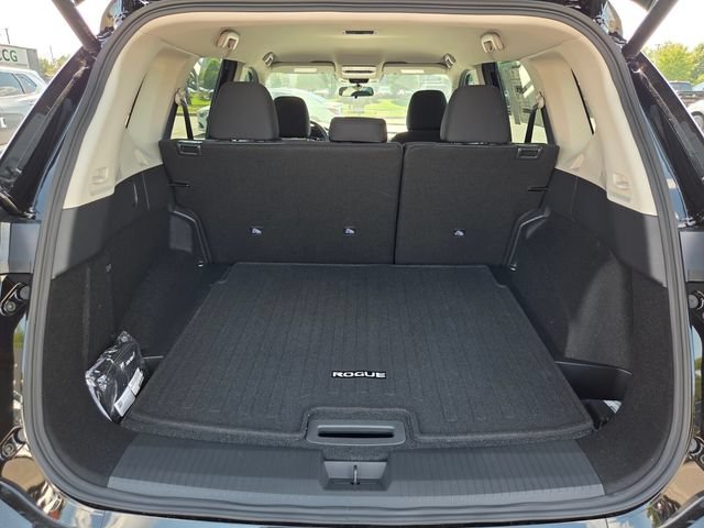 New 2026 Nissan Rogue SV AWD/4WD image 15