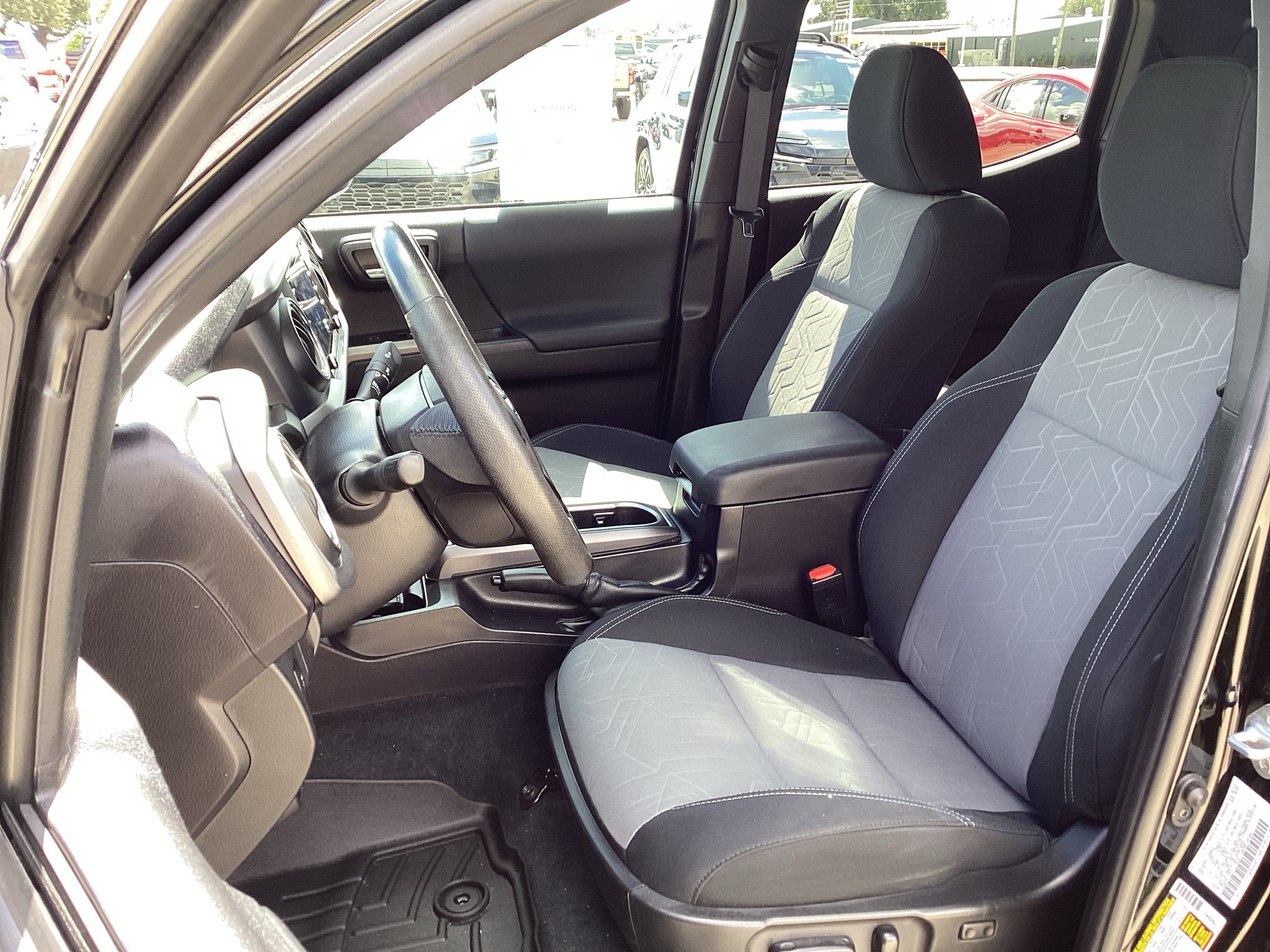 Used 2023 Toyota Tacoma TRD Off-Road AWD/4WD image 14