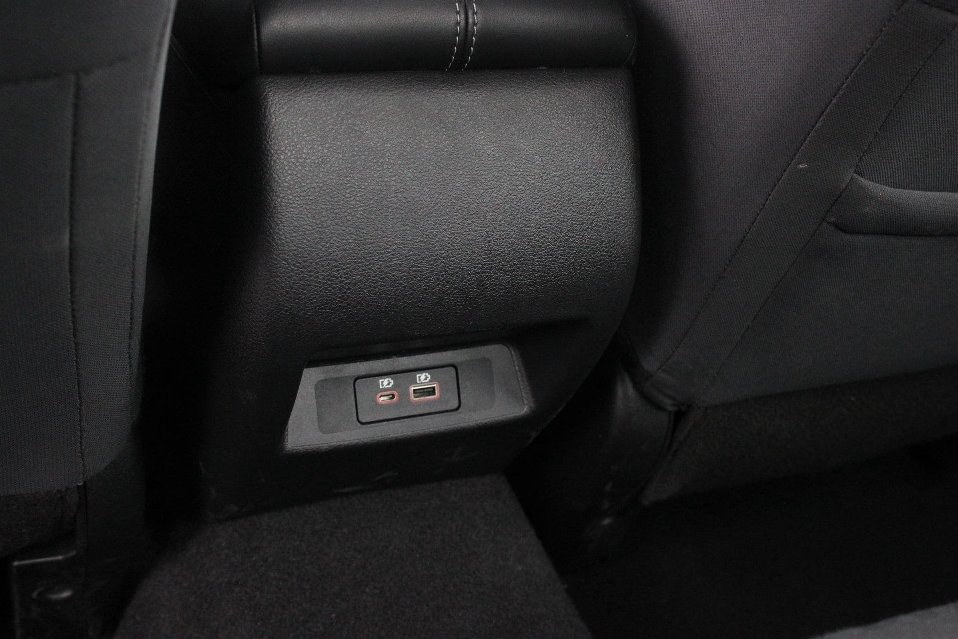 Used 2025 Nissan Altima 2.5 SV FWD image 18