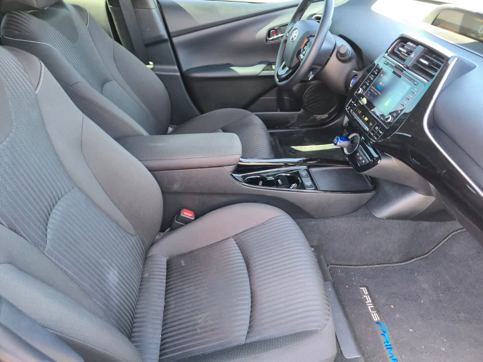 Used 2021 Toyota Prius Prime LE w/ Carpet Mat Package (TMS) image 13