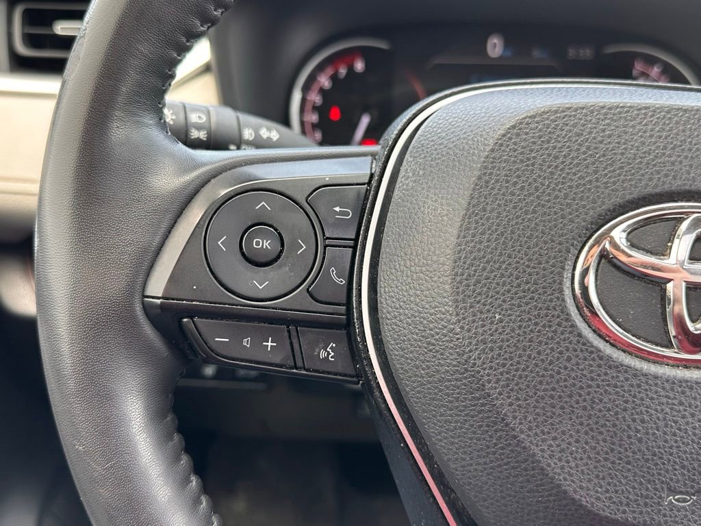 Used 2021 Toyota RAV4 Limited AWD/4WD image 29