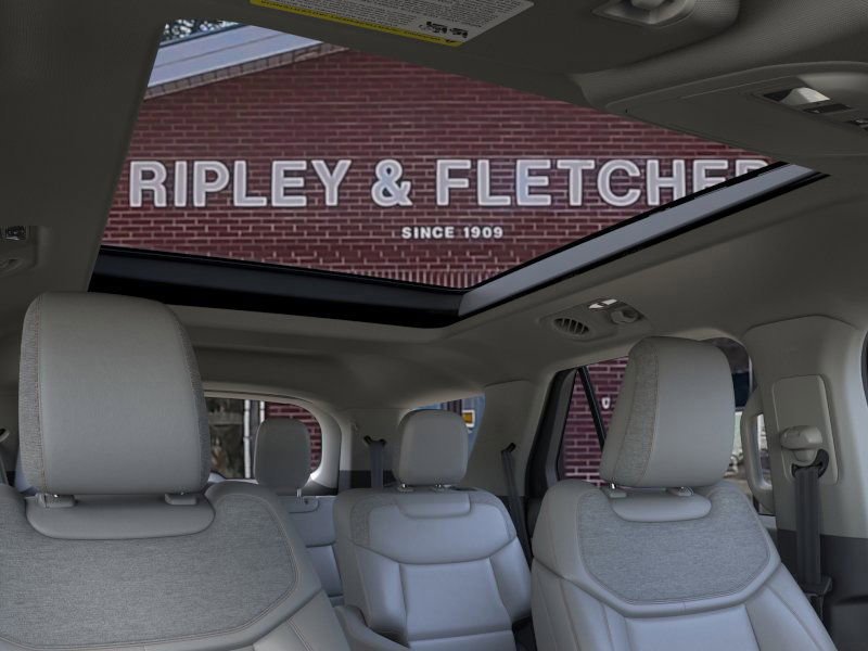 New 2026 Ford Explorer Active w/ Active Comfort Package image 22