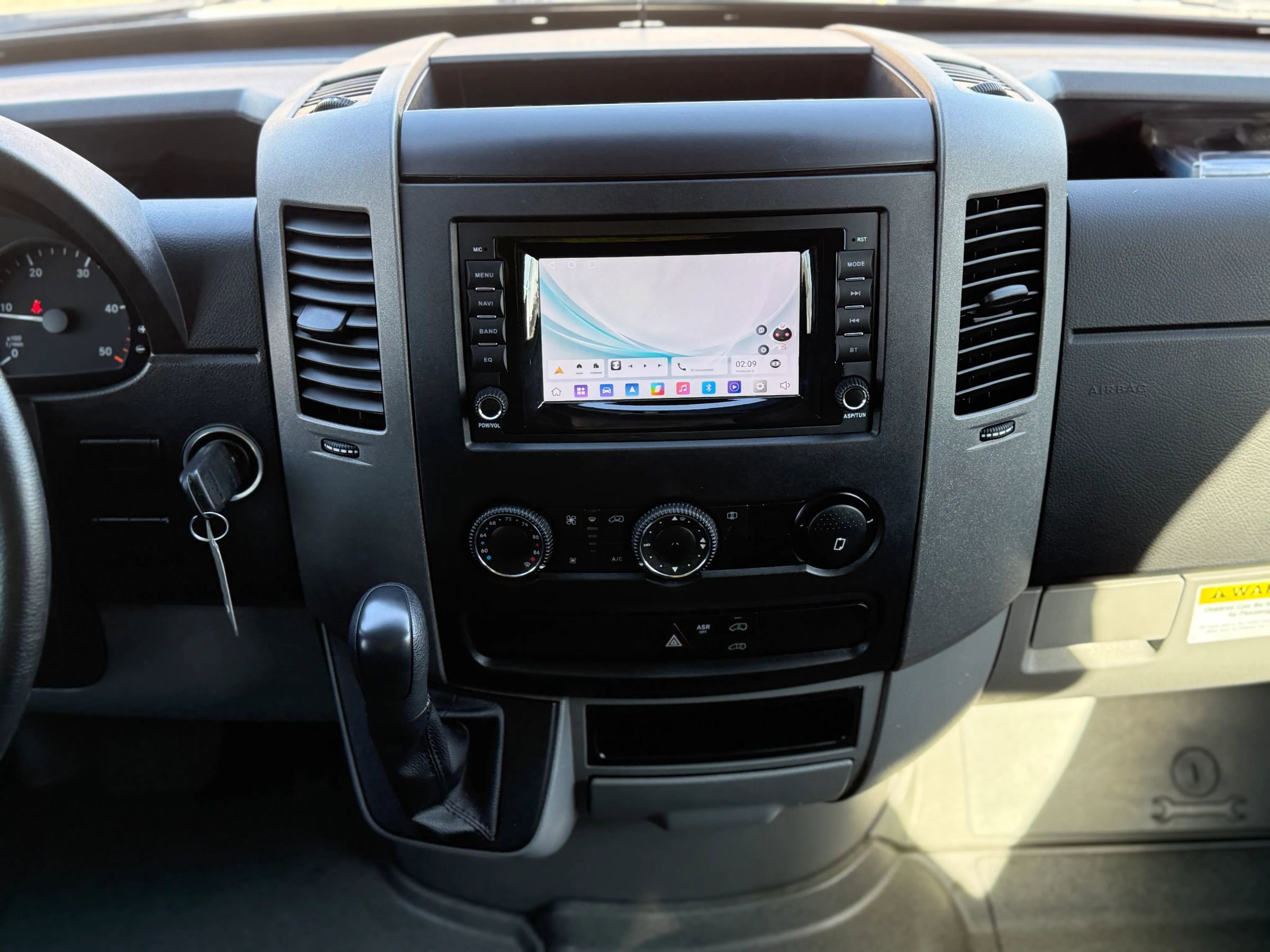 Used 2011 Mercedes-Benz Sprinter 2500 w/ Premium Pkg image 15