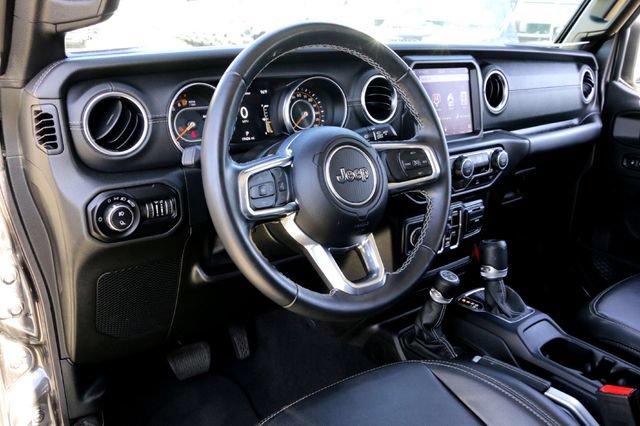 Used 2021 Jeep Gladiator Overland w/ Popular Equipment Package AWD/4WD image 9