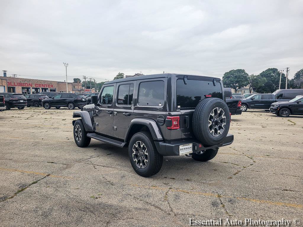 New 2026 Jeep Wrangler Unlimited Sahara AWD/4WD image 11