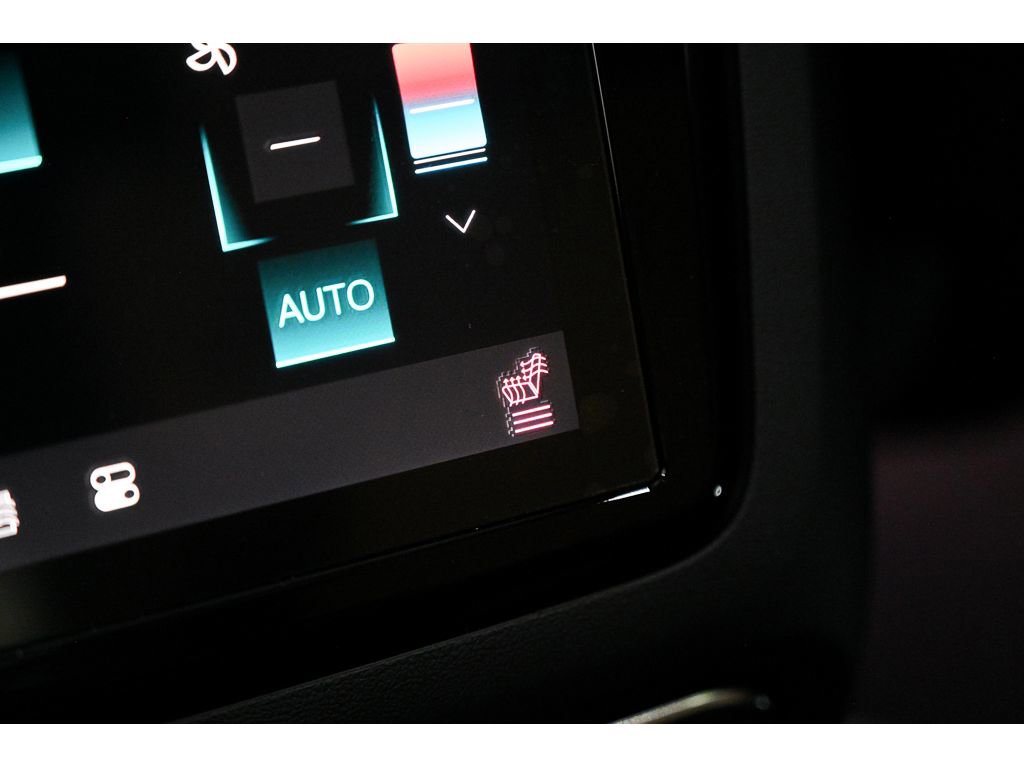 New 2025 Cadillac Escalade IQ Luxury 2 image 25