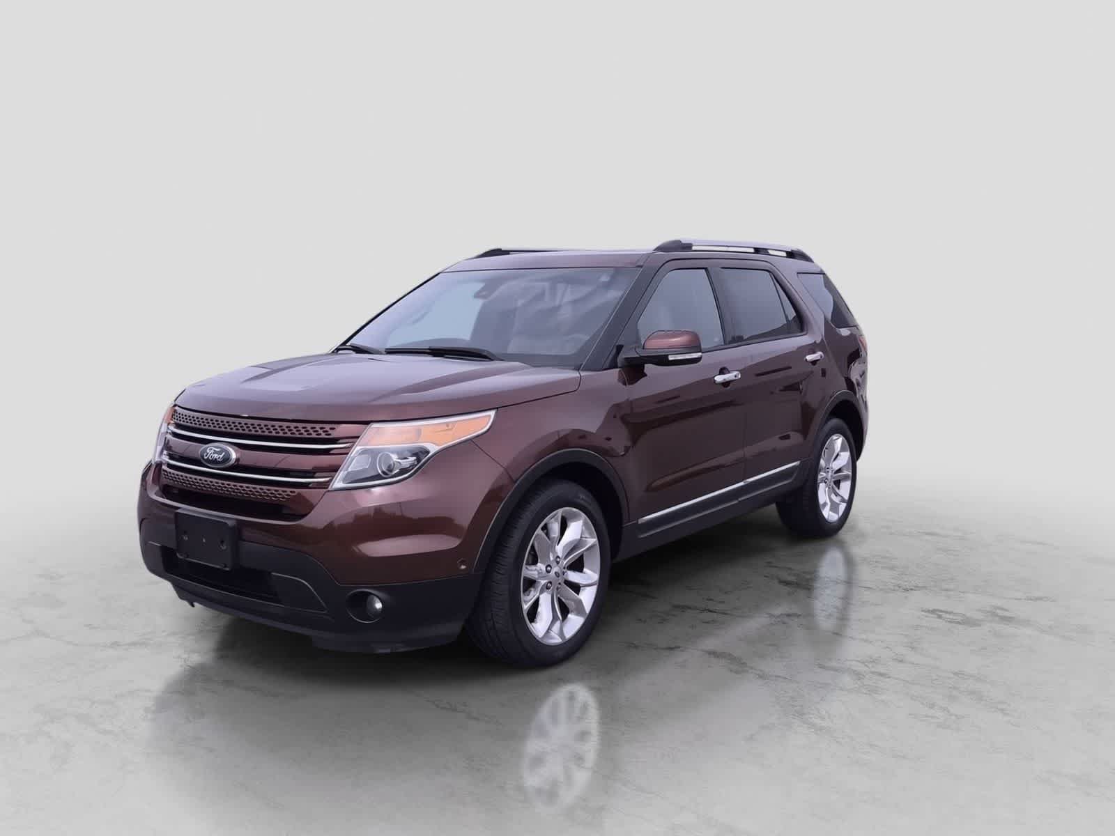 Used 2015 Ford Explorer Limited w/ Equipment Group 302A AWD/4WD image 4