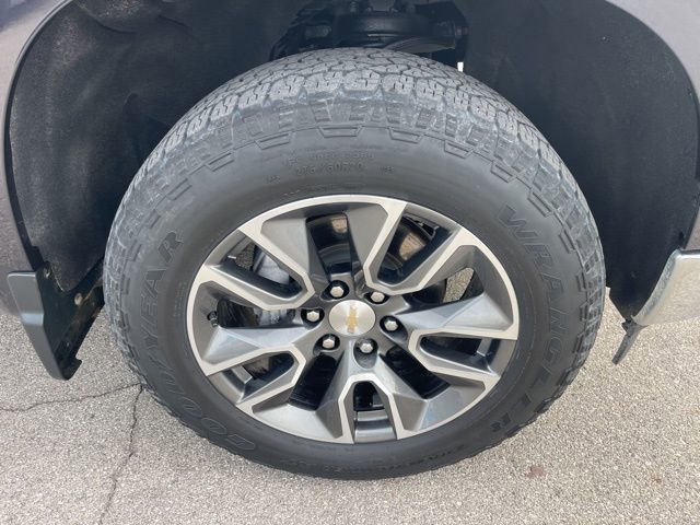 Used 2022 Chevrolet Silverado 1500 LT image 9