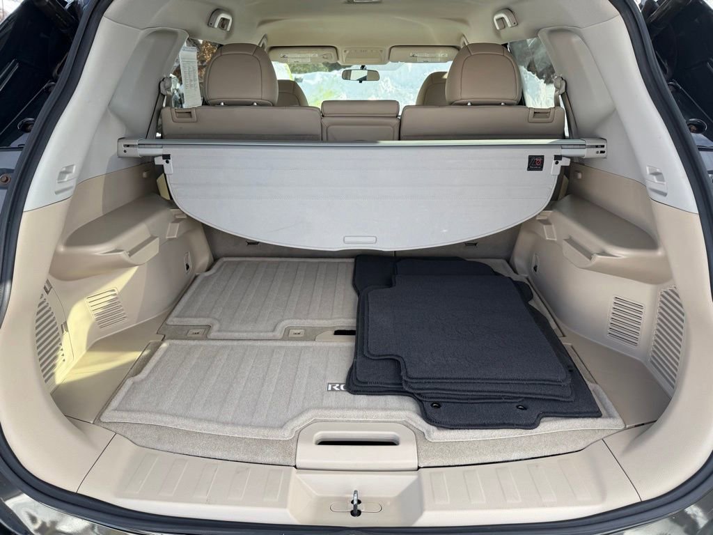 Used 2015 Nissan Rogue SL image 24