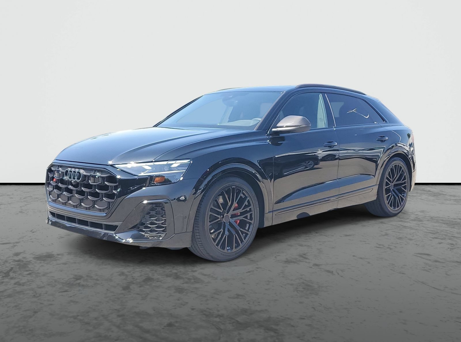Used 2026 Audi SQ8 Premium Plus AWD/4WD image 2
