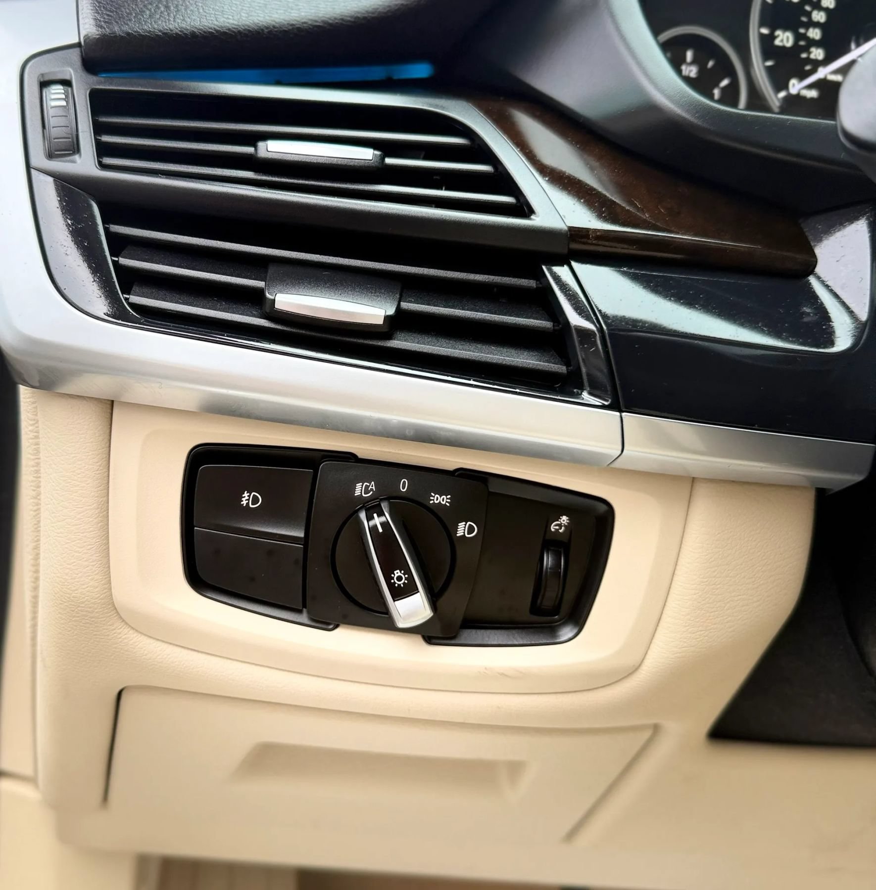 Used 2015 BMW X5 xDrive35i AWD/4WD image 24