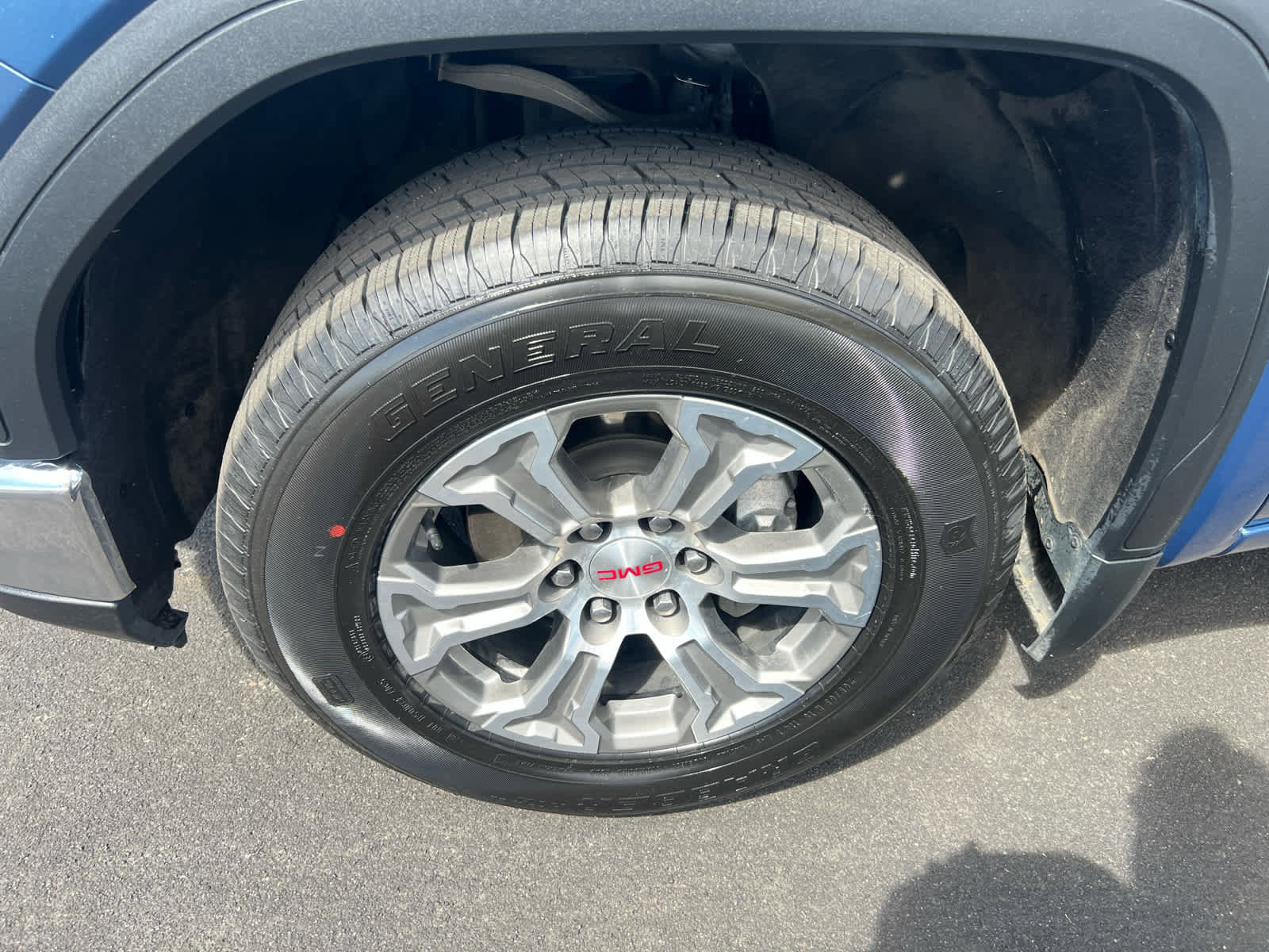 Used 2024 GMC Sierra 1500 SLT image 6