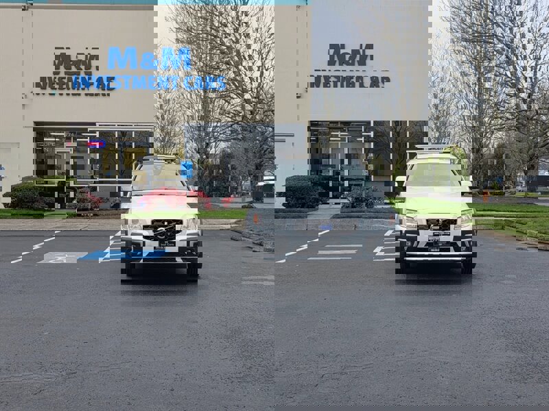 Used 2015 Volvo XC70 T6 Platinum w/ Protection Package image 58