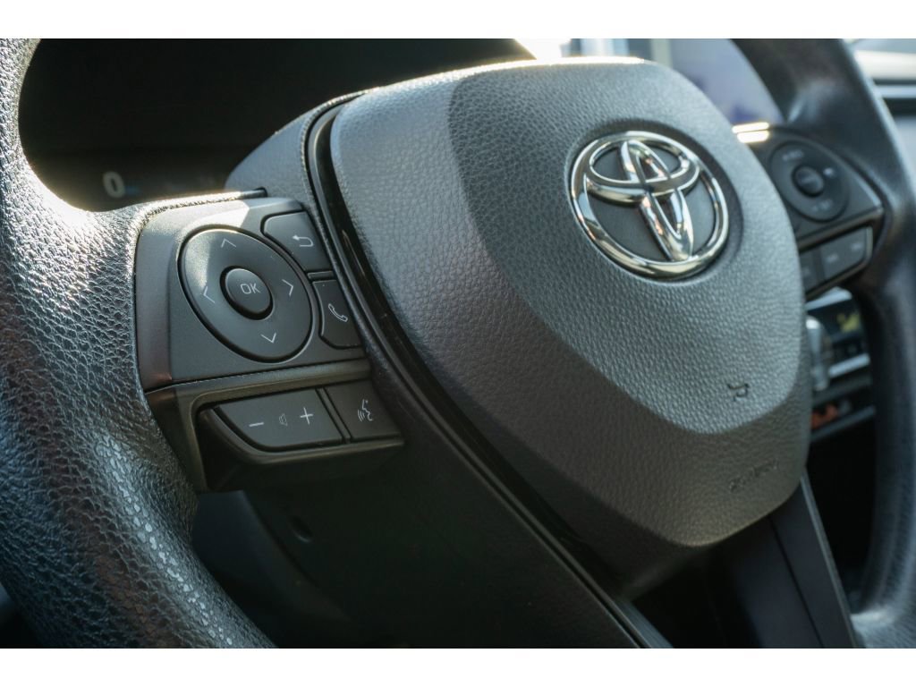 Certified 2025 Toyota RAV4 XLE image 26