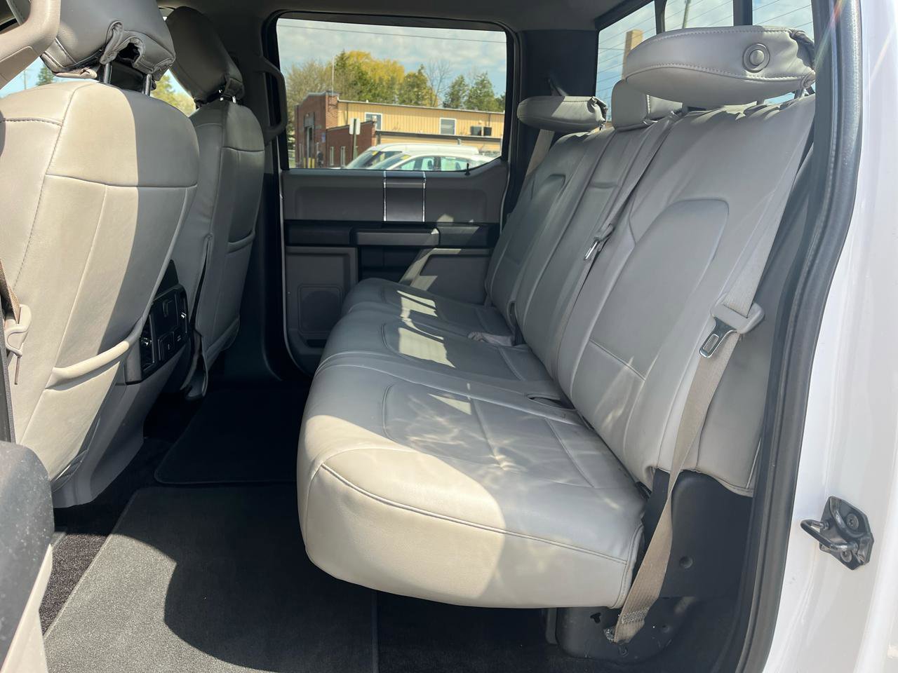 Used 2017 Ford F150 XLT w/ Equipment Group 302A Luxury image 15