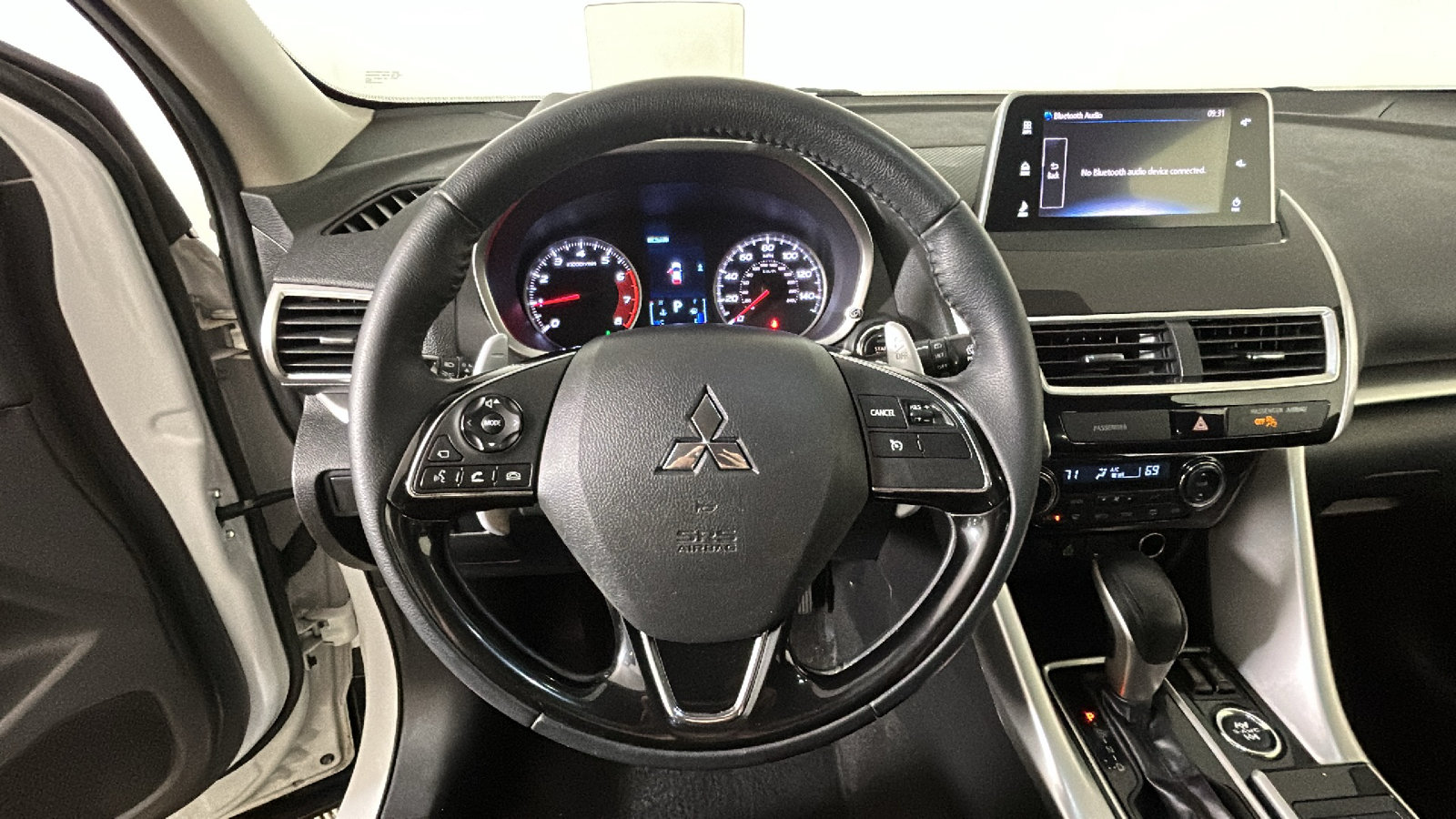 Used 2018 Mitsubishi Eclipse Cross SEL AWD/4WD image 14