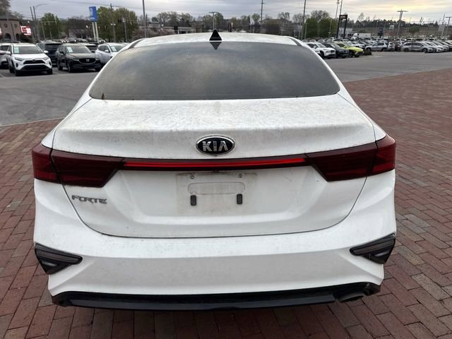 Used 2021 Kia Forte LXS FWD image 9