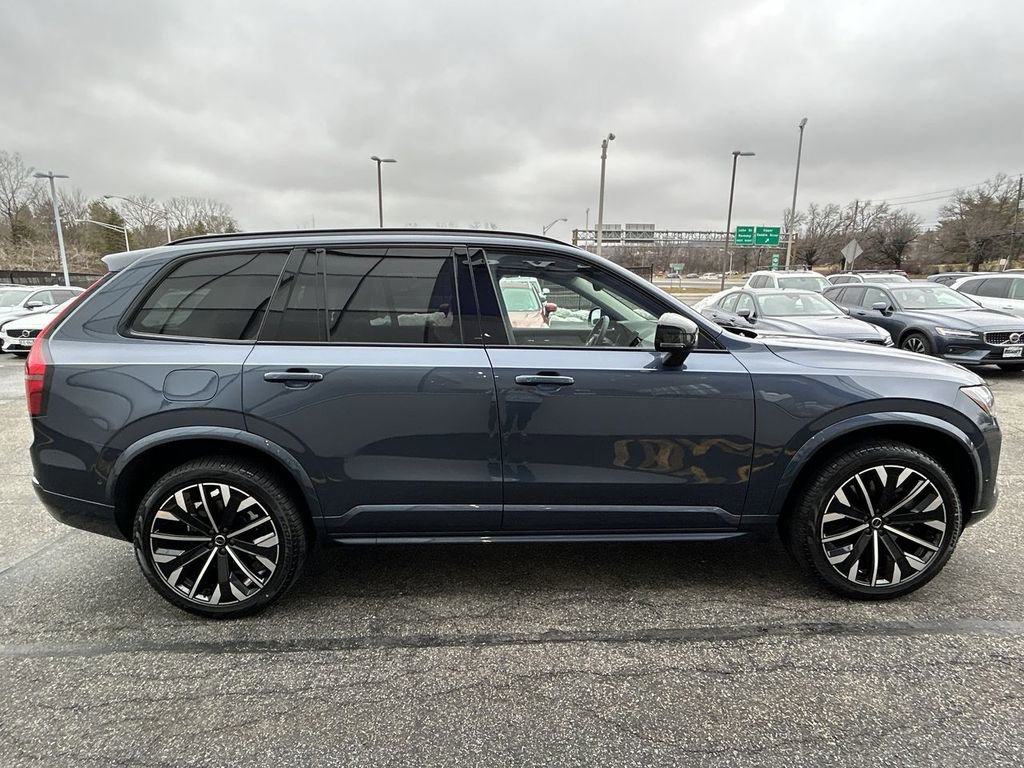 New 2026 Volvo XC90 T8 Ultra image 9