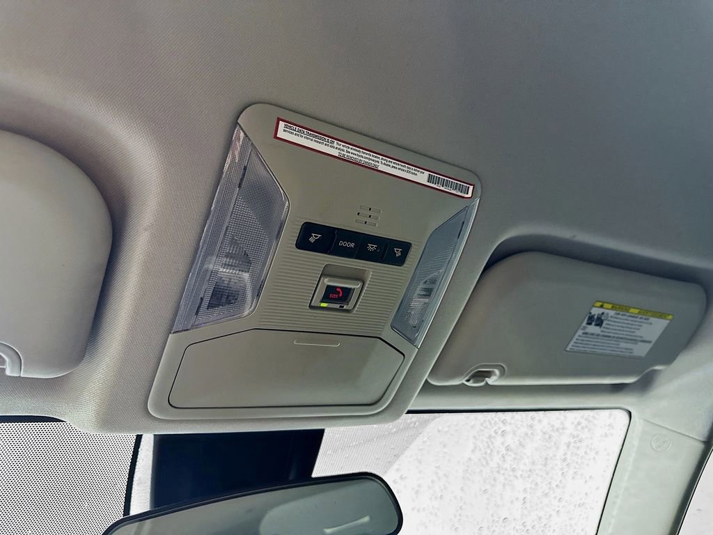 Used 2021 Toyota RAV4 LE image 30