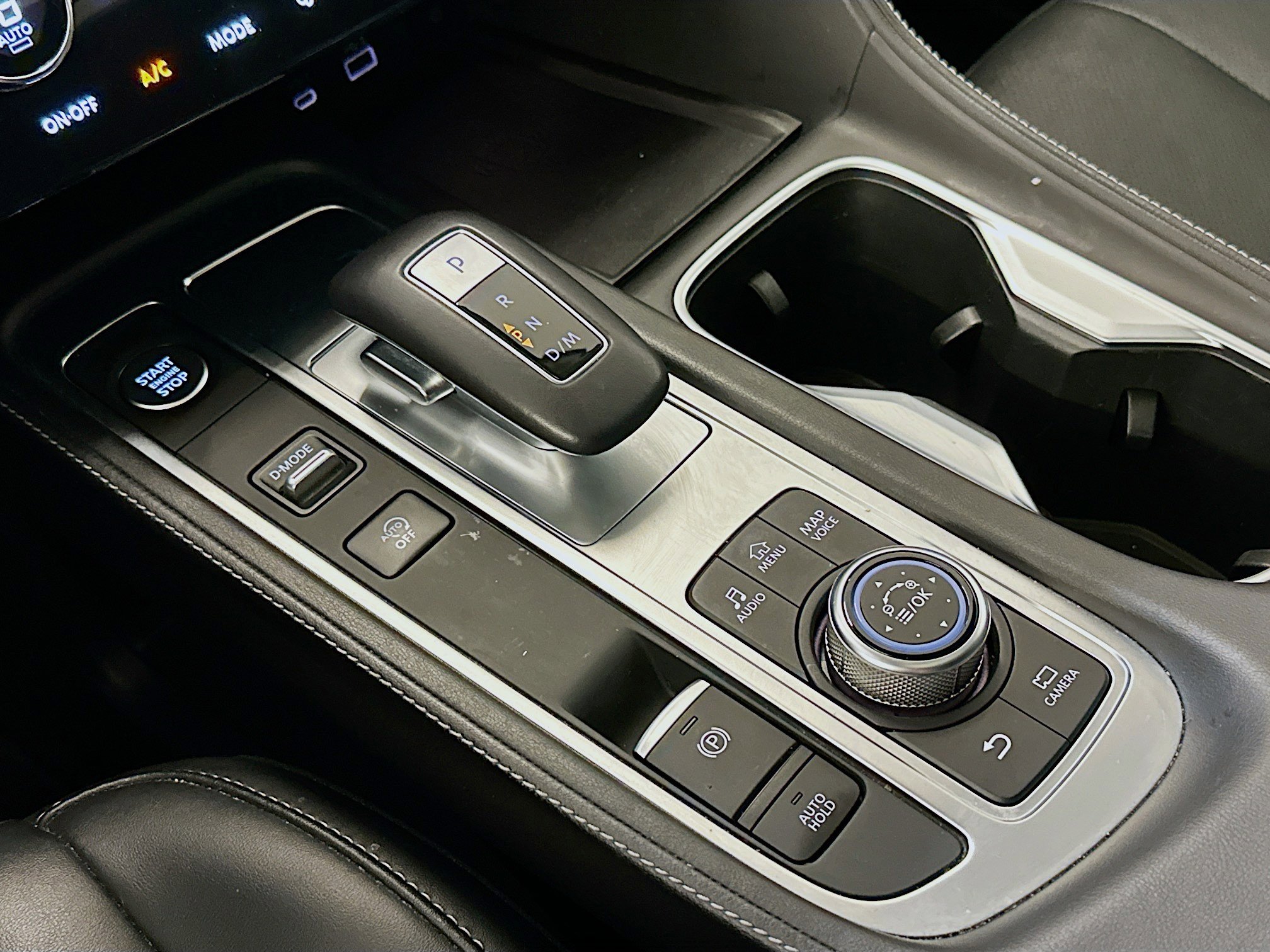 Used 2023 INFINITI QX60 Luxe AWD/4WD image 25