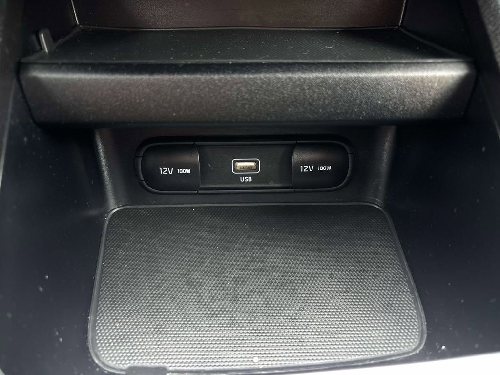 Used 2023 Kia Forte LXS image 27
