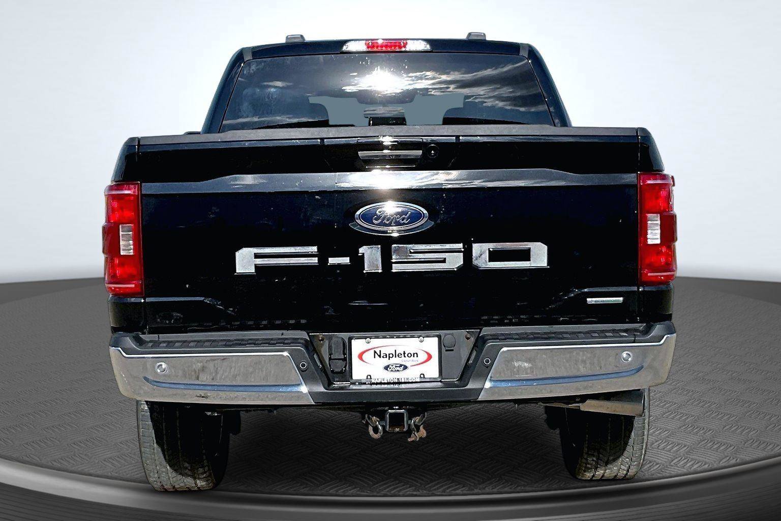 Used 2022 Ford F150 XLT w/ Equipment Group 302A High AWD/4WD image 4