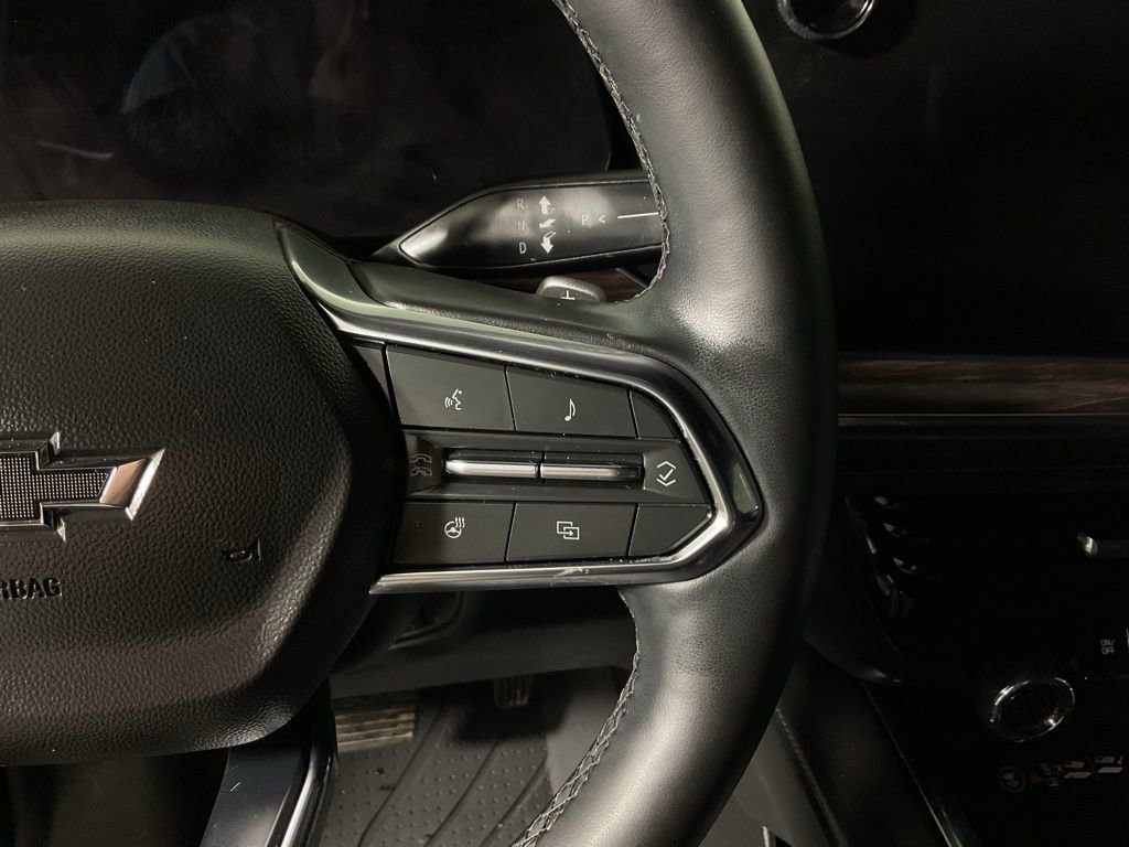 Used 2025 Chevrolet Tahoe Z71 w/ Comfort Package image 27