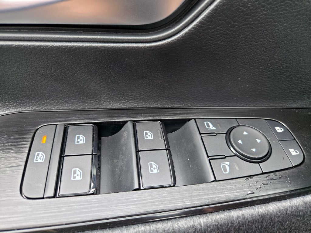 New 2027 Nissan Kicks SV AWD/4WD image 14