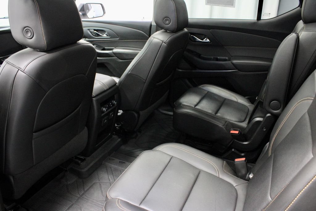 Used 2021 Chevrolet Traverse Premier w/ Redline Edition AWD/4WD image 21