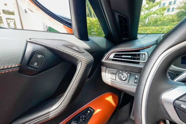 Used 2019 BMW i8 Roadster AWD/4WD image 68