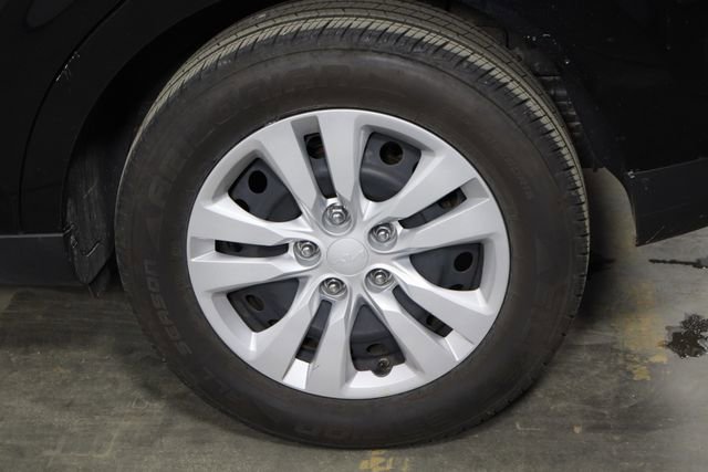 Used 2023 Kia Soul LX image 37