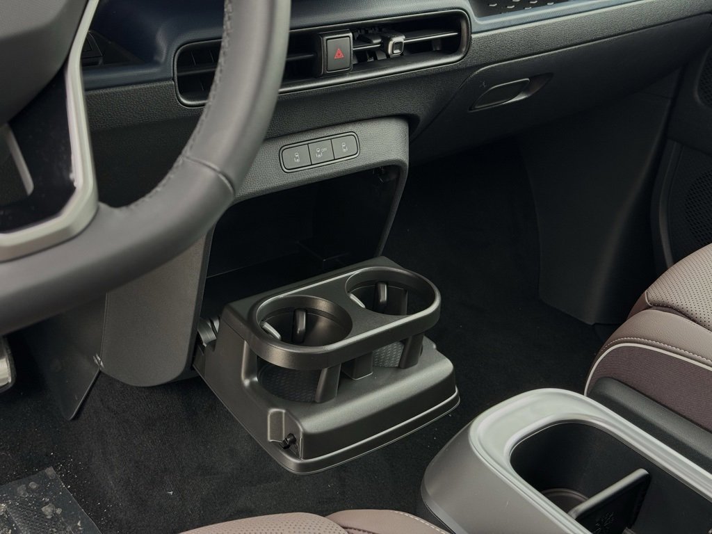 New 2025 Volkswagen ID. Buzz Pro S Plus image 26