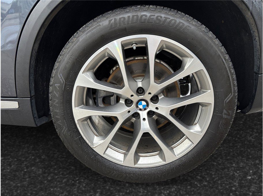 Used 2019 BMW X5 xDrive40i w/ Convenience Package image 16