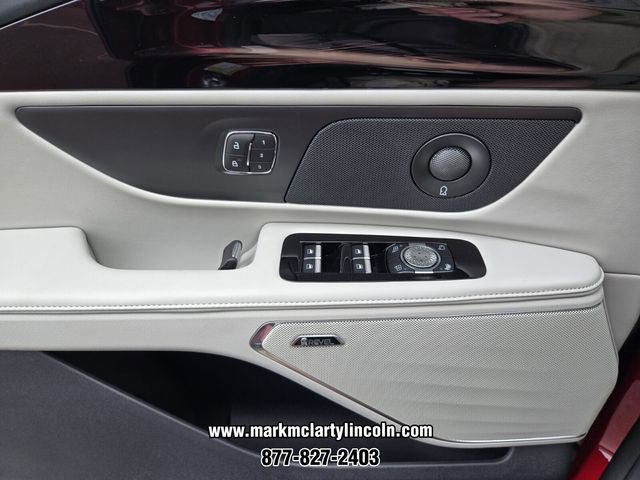 New 2026 Lincoln Nautilus Reserve AWD/4WD image 23