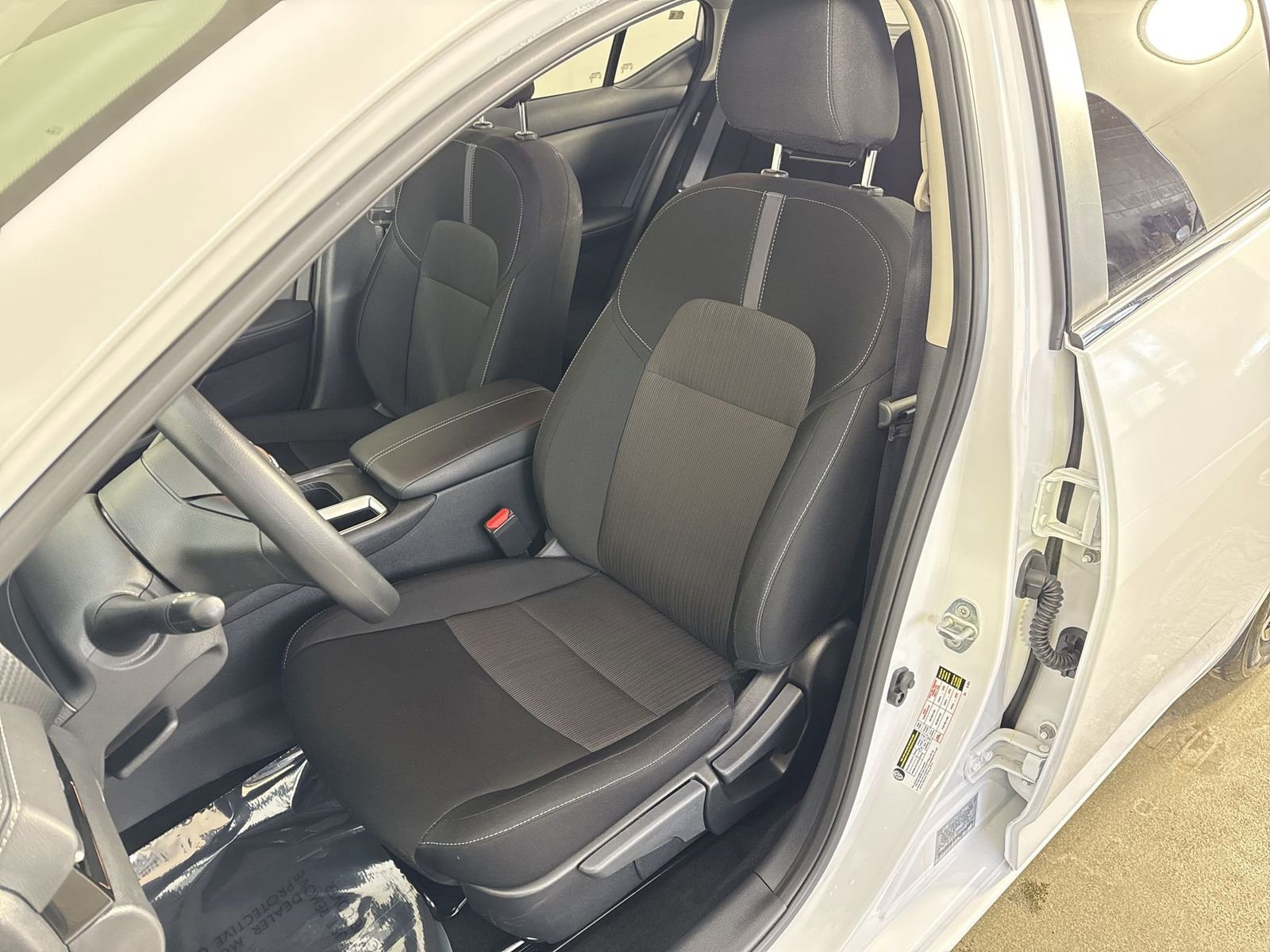 Certified 2025 Nissan Sentra SV image 20