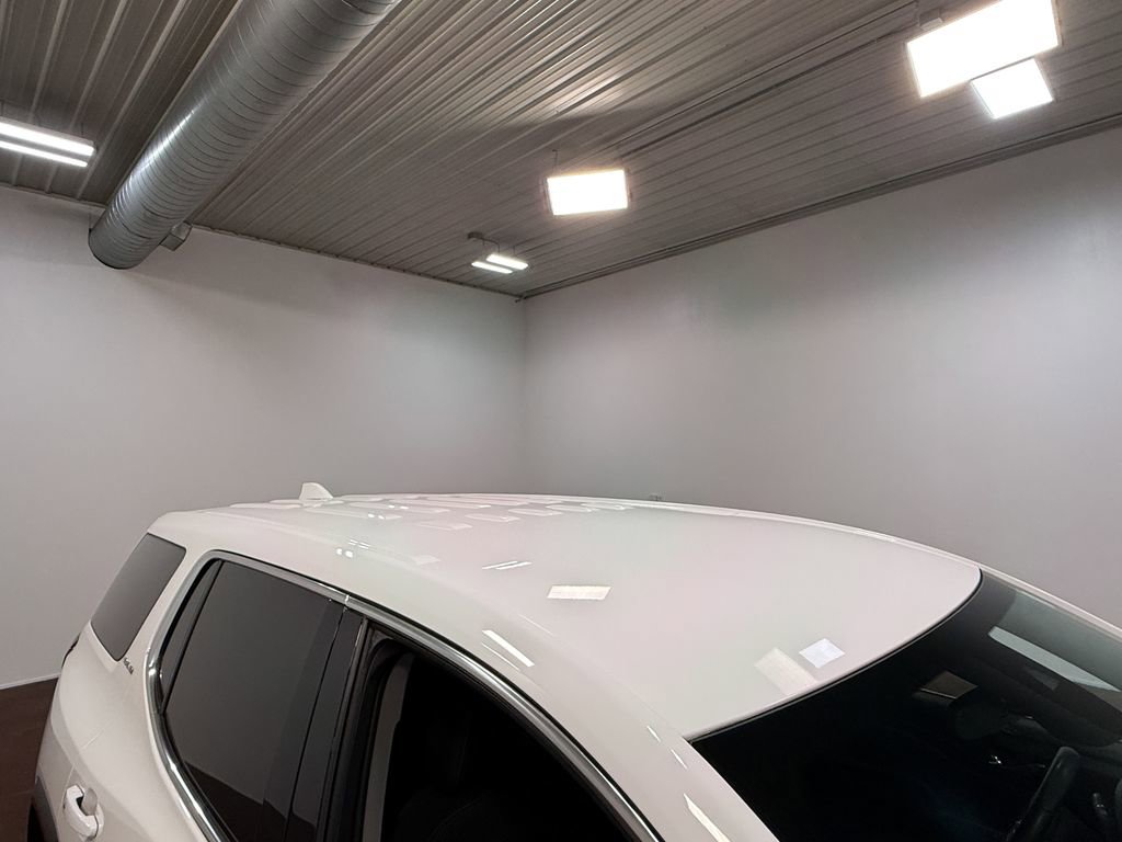 Used 2021 GMC Acadia SLE w/ Trailering Package image 44