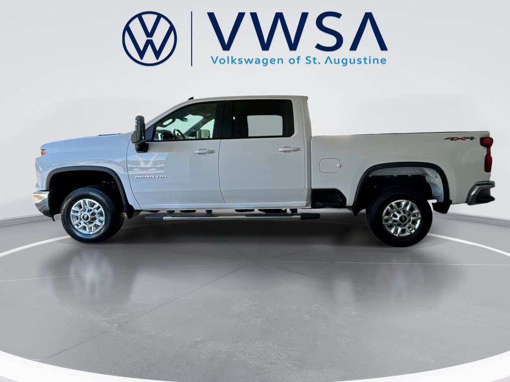 Used 2025 Chevrolet Silverado 2500 LT w/ Convenience Package AWD/4WD image 4