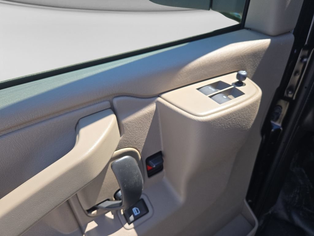 New 2026 GMC Savana 2500 w/ Driver Convenience Package RWD image 17