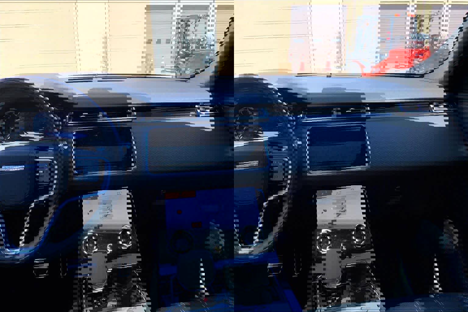 Used 2023 Land Rover Range Rover Velar R-Dynamic S AWD/4WD image 7