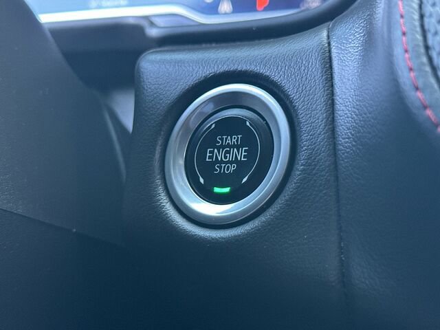 Used 2024 Chevrolet Suburban RST image 28