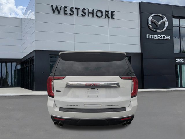 Used 2021 GMC Yukon Denali w/ Denali Premium Package AWD/4WD image 4