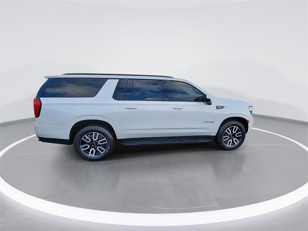 Used 2023 GMC Yukon XL AT4 image 9