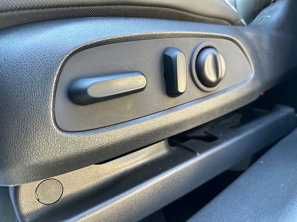 Used 2023 Chevrolet TrailBlazer RS AWD/4WD image 4