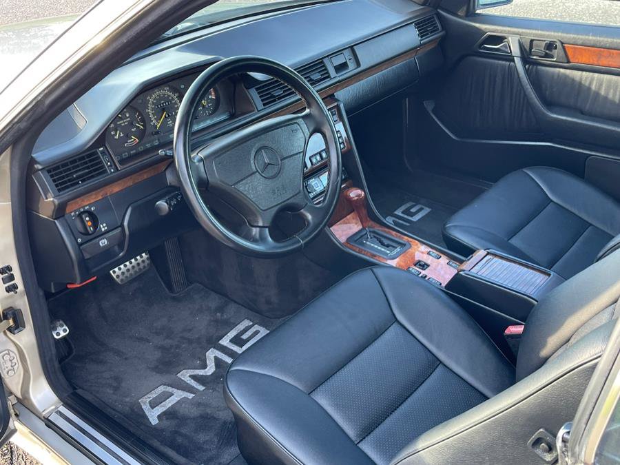 Used 1990 Mercedes-Benz 300 CE Coupe image 31