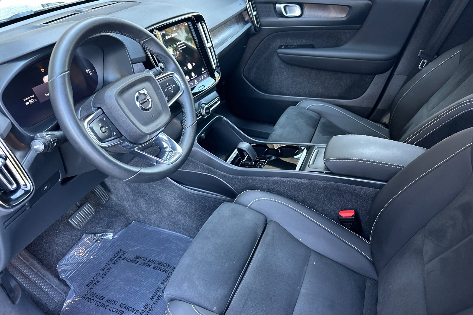 Certified 2023 Volvo XC40 Recharge Plus w/ Protection Package Premier AWD/4WD image 10