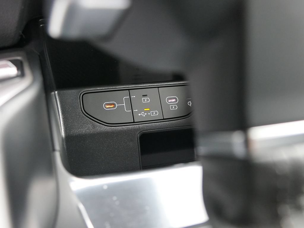 New 2026 Kia Sorento S FWD image 19