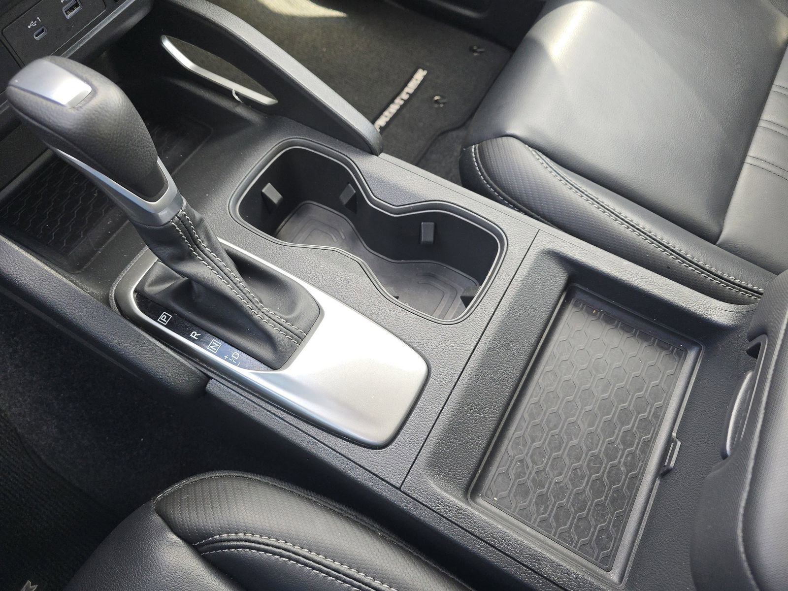 Used 2024 Nissan Frontier SL image 27