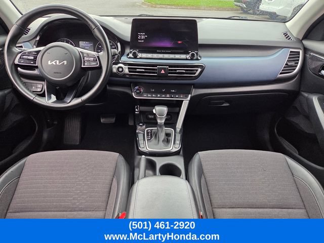 Used 2023 Kia Seltos S w/ Navigation Package FWD image 12