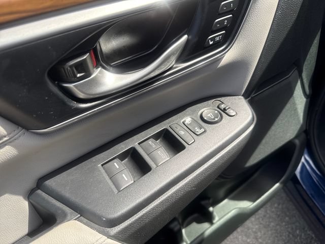 Used 2022 Honda CR-V EX-L image 10