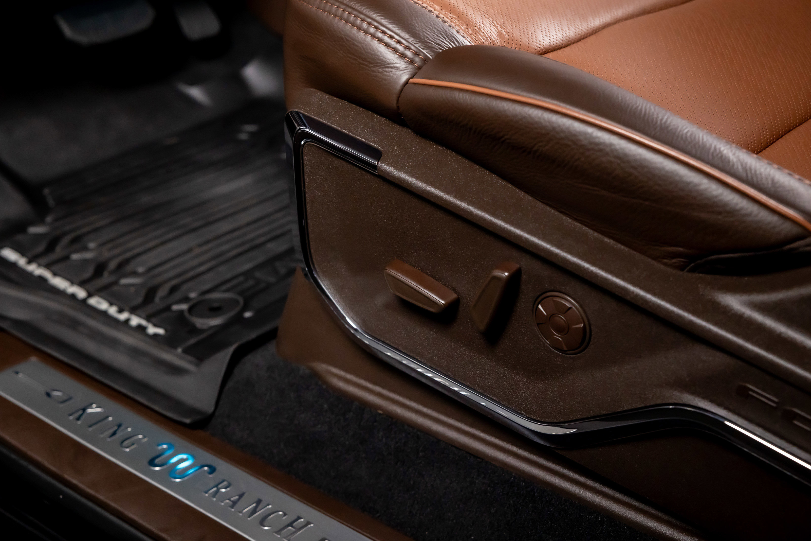 Used 2024 Ford F250 King Ranch w/ Tremor Off-Road Package image 15